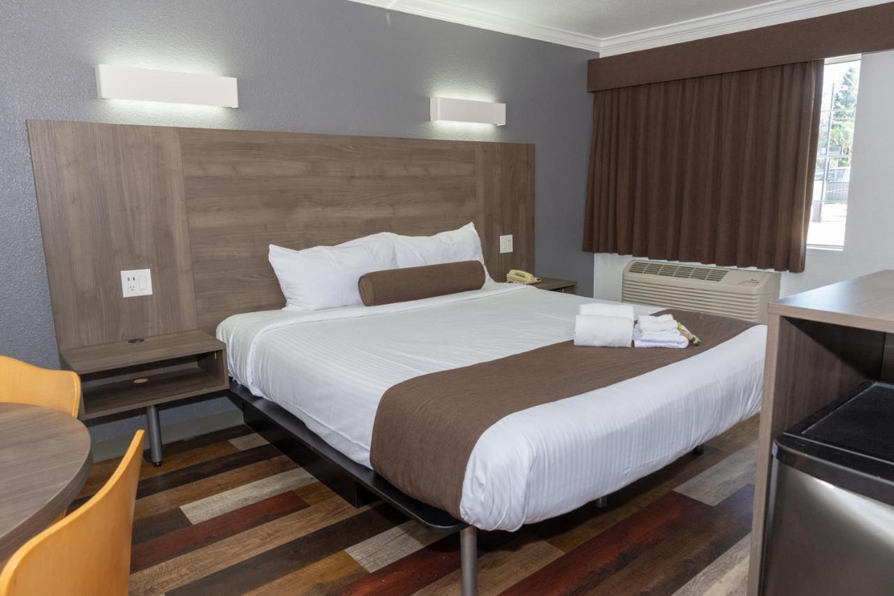 Value Inn Bellflower Eksteriør billede