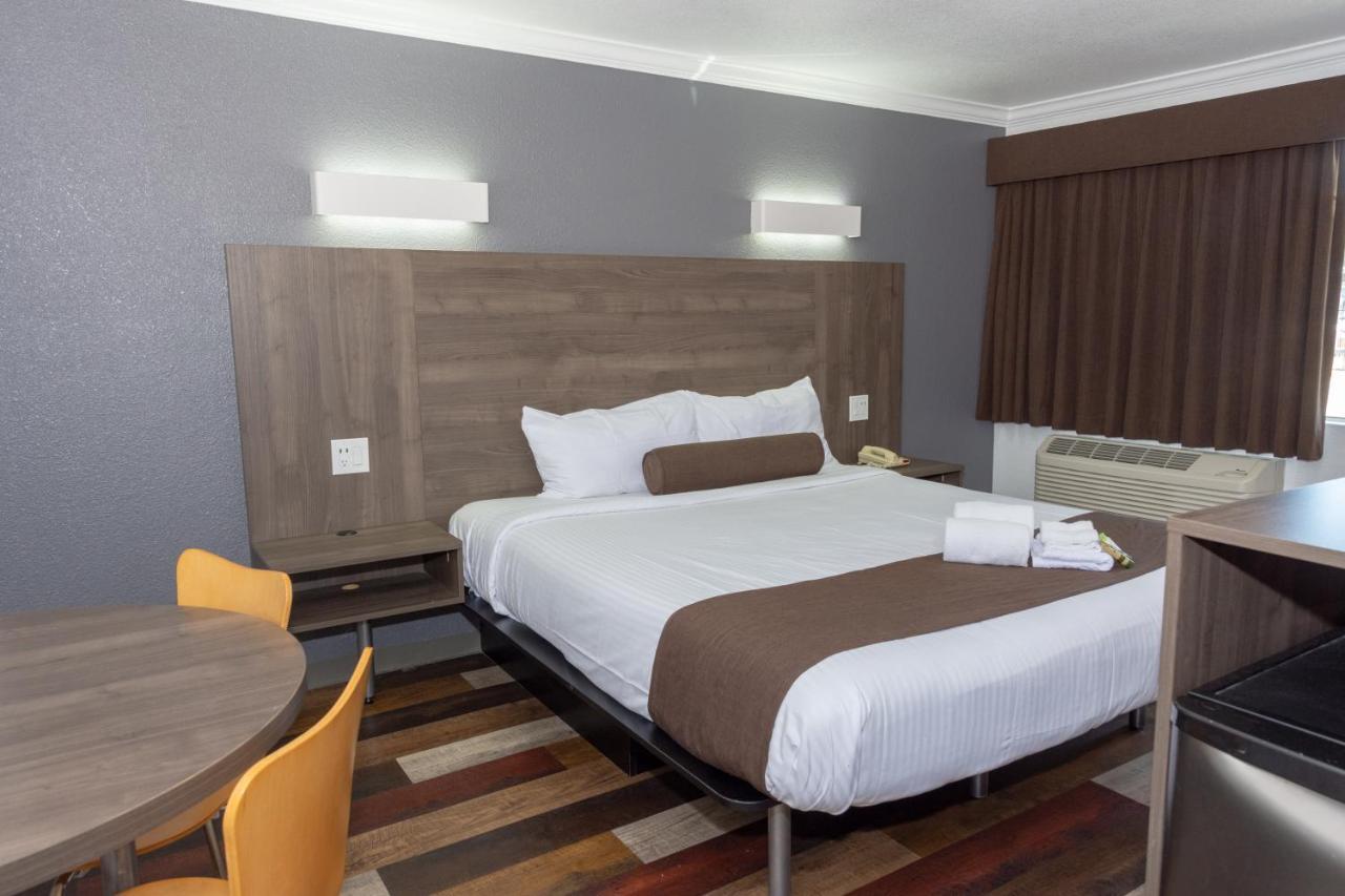 Value Inn Bellflower Eksteriør billede